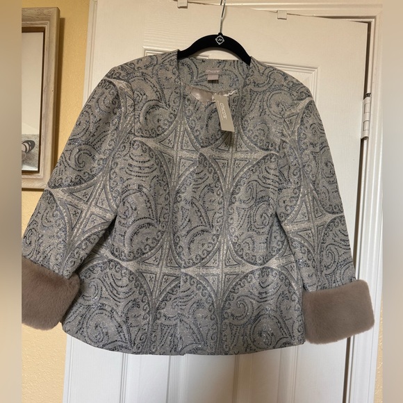 Chicos Size 2 Jacquard Jacket  faux fur cuffs silver grey sparkle cuffs are tan - Picture 1 of 5
